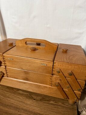 Vintage accordion style Wooden Fold-Out  Sewing Organizer - Honey Brown